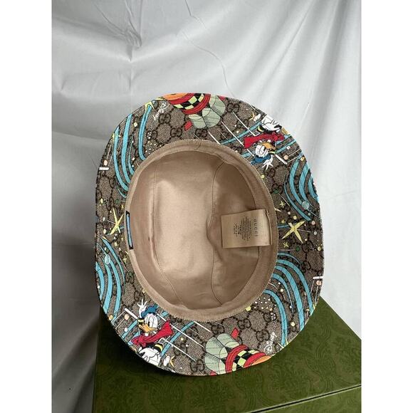 GUCCI X DISNEY Beige Medium Donald Duck Supreme Canvas Hat Medium 317839 - Picture 2 of 14